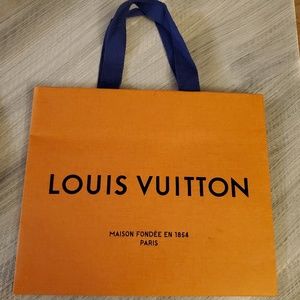 Louis Vuitton Bags - Louis Vuitoon Shopping Paper Bag Louis Vuitton Bags - Louis Vuitoon Shopping Paper Bag